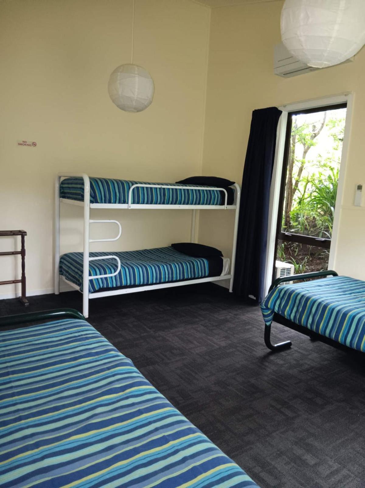 Purple Hen Country Lodge Katikati Bagian luar foto