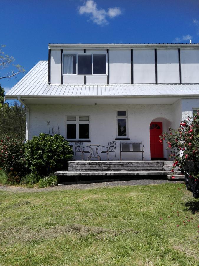 Purple Hen Country Lodge Katikati Bagian luar foto
